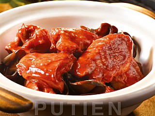 Claypot Chicken in Fermented Red Rice Wine