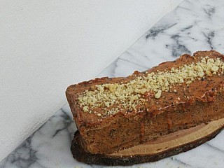 THAI MILK TEA FUDGE LOAF