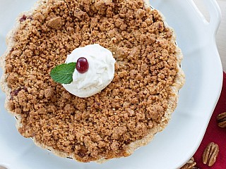 Southern Baked Cranberry Apple Crumble Pie