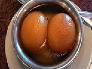 Garam Gulam Jamun