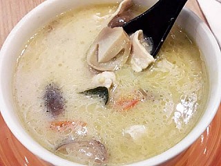 Coconut Tom Yum Soup with Chicken