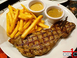 Sirloin Steak 200g.