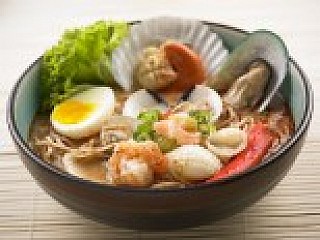 Tom Yum Seafood Ramen