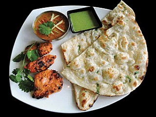 Butter Garlic Naan + Chicken Tikka + Gravy