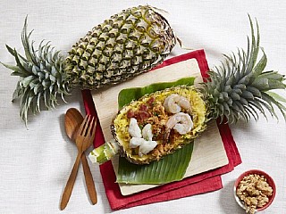 ข้าวอบสัปปะรด/Special baked-pineapple fried rice