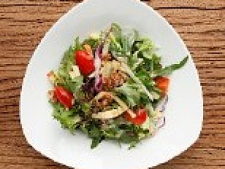 Mixed Salad and Apples with Nuts