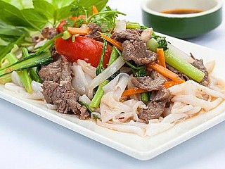 [Phở Xào Bò] Stir Fried Phở Noodles with Beef