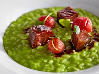 Risotto, piselli dolci e guancia brasata