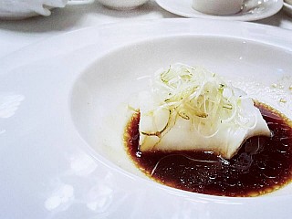 Steamed sea perch fillet with soya sauce