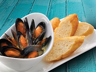 Sharing Garlic Herb Mussels