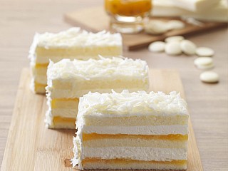 White Chocolate Gateau