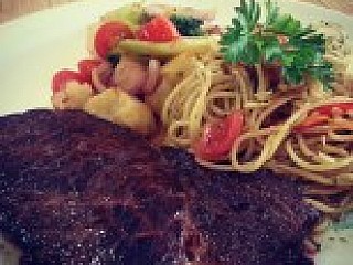 Australian Rib-eye Steak with Grilled Veg & Spaghetti Aglio Olio or Chicken Ham Fried Rice