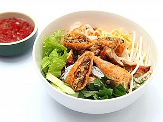 [Bún Gà Nướng Chả Giò] Rice Vermicelli with Grilled Chicken & Samosas