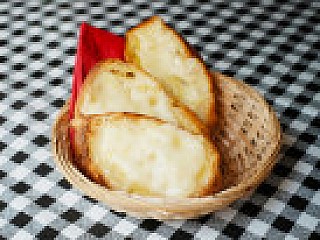 Garlic Bread with Mozzarella Cheese (3 pcs)