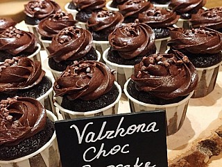 MINI BELGIUM CHOCOLATE CUPCAKES