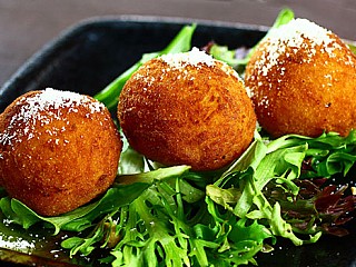 Mozzarella Balls