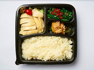 Combo Chicken Rice Set (White) 五星菜园, 菜 ,家乡豆腐 和 饭