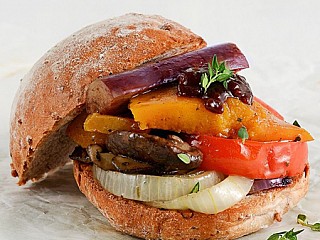 Grilled Veggies Chutney Sandwich [V]