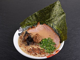 TONKOTSU RAMEN AUTUMN with Japanese Seaweed