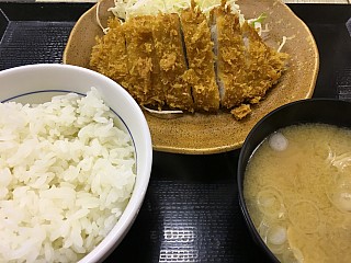 Ca-Tu-Ya (吉豚屋)