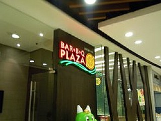 Bar-B-Q Plaza Central Pattaya Beach