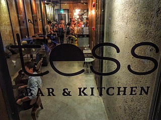 Tess Bar & Kitchen