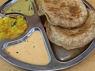 Pratas & Curries