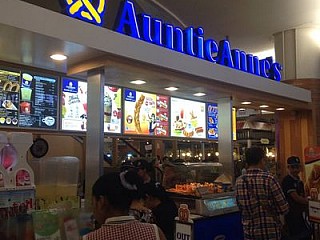 Auntie Anne's (Fashion Island Shopping Center)