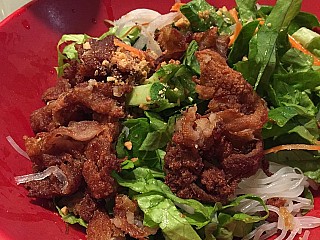 Chi Minh Vietnamese Cuisine 志明越南料理