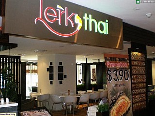 Lerk Thai ( Changi Airport T2 Departure Transit )