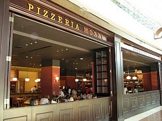 PIZZERIA MOZZA BY MARIO BATALI