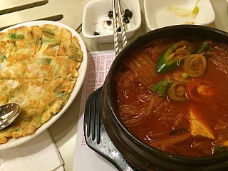 Kimchee Korean Restaurant 金饍韓國料理