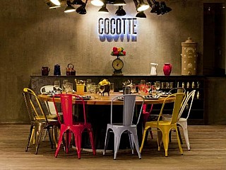 Cocotte (Communal-Restaurant-Bar)