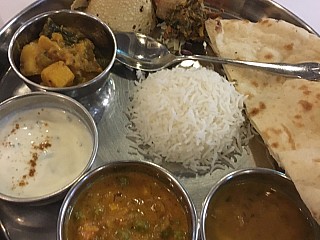 Tulsi Indian Restaurant 羅勒印度餐廳